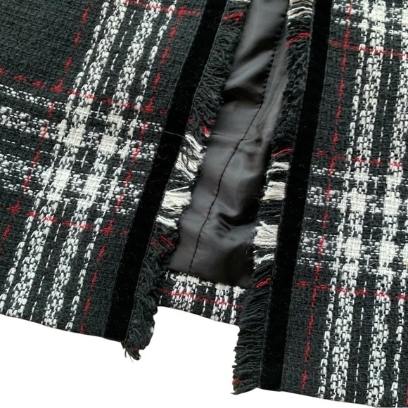 Tahari ASL Levine Plaid Check Fringe Velvet Trim Long Jacket Black White Size 10 - Picture 6 of 9